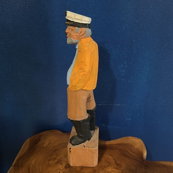 Vintage Folk Art Hand Carved Nautical Captain Sculpture in Orange and Blue 12” - Picture 4 of 6